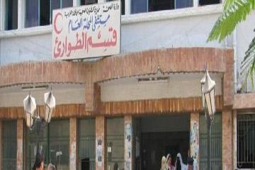 العشرات ينظمون وقفة احتجاجية بعد موت طفلة بمستشفى بالمحلة