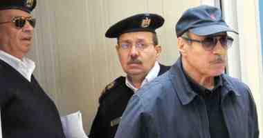 مصدر أمني: الحالة الصحية للعادلي مستقرة ومازال على قيد الحياة