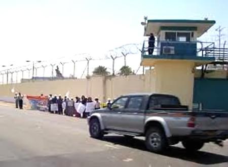 اشتباك أطفال المدارس بمنفذي الأحكام بـ”بورسعيد”