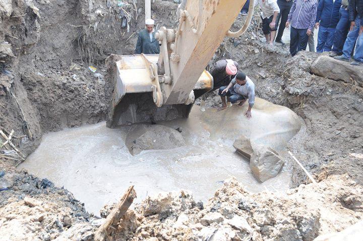 بالفيديو.. تعرف على تعليقات إعلام النظام بشأن استخراج تمثال رمسيس