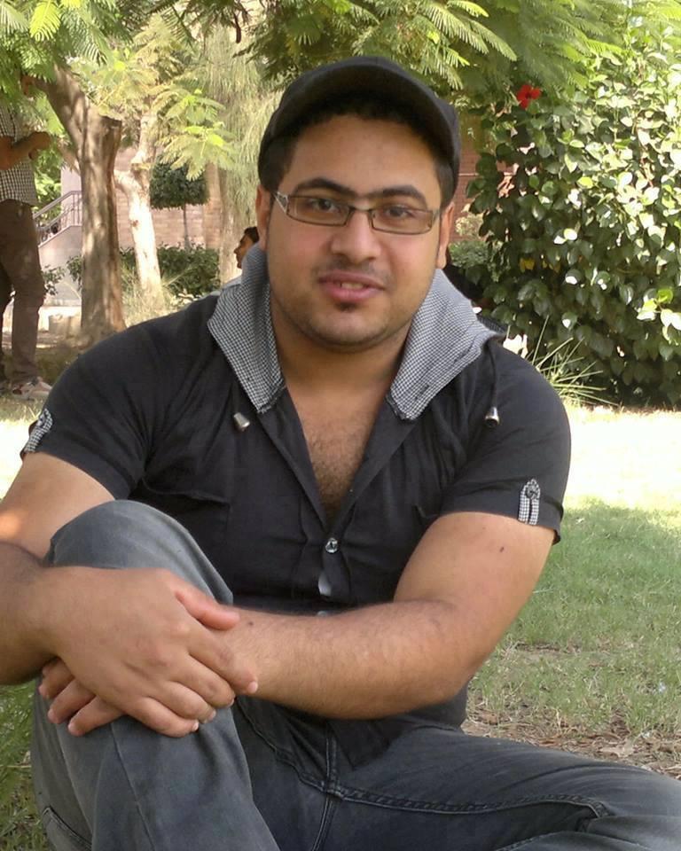 حبس طالب 3 سنوات لإرتدائه شال فلسطين