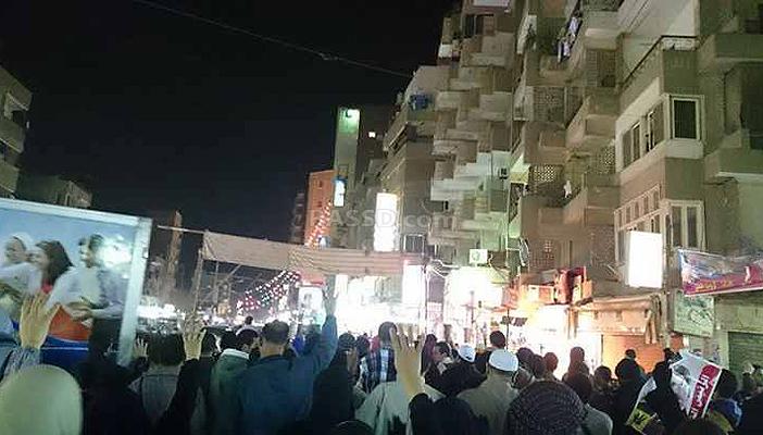 بالصور.. استمرار الحراك الثوري ليلًا بمحافظات مصر