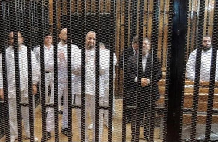 نيويوركر: حكام مصر الجدد يمحون آثار ثورة 25 يناير