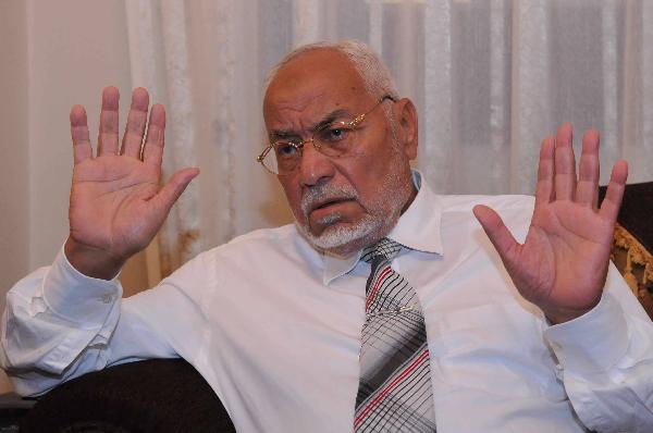 تأجيل ثالث جلسات محاكمة عاكف إلى ١٦ إبريل لسماع الشهود