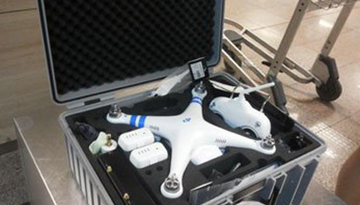 للمرة الثانية.. احتجاز طائرة صغيرة بمطار القاهرة