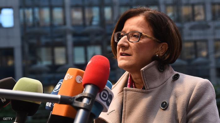 النمسا تتخذ قرارًا ببناء حواجز جديدة على حدودها بسبب اللاجئين