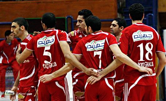 طائرة الأهلي تبعد الزمالك عن البطولة الأفريقية