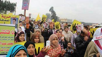 مسيرة وسلسلة بشرية بفاقوس في أسبوع “الشارع لنا .. معا للخلاص”