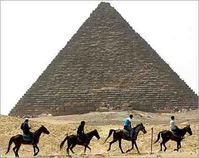 مسثمرون :تأسيس صندوق استثمار للسياحة لن يحل الأزمة