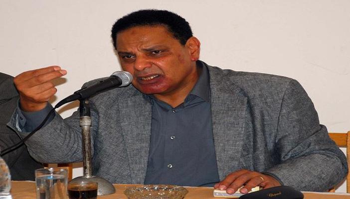 الأسواني: لا أحد يجرؤ على الكلام في مصر “اللي هيفتح بقه السيسي هيسجنه”