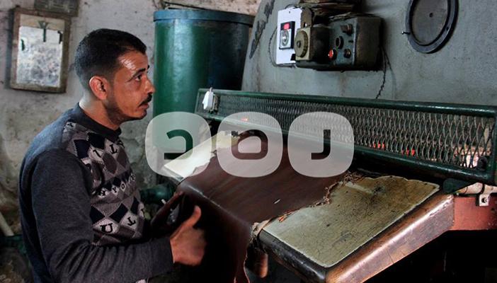 بالصور.. من جلود الأبقار حتى جلود السمك.. تعرف على أسرار دباغة الجلود