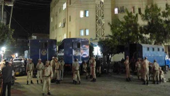 قوات الأمن تشعل النار بملابس معتقلي مركز فاقوس بالشرقية وتعتدي عليهم