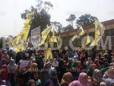 تظاهرات حاشدة لطالبات الأزهر مع بداية الدراسة رفضا للانقلاب