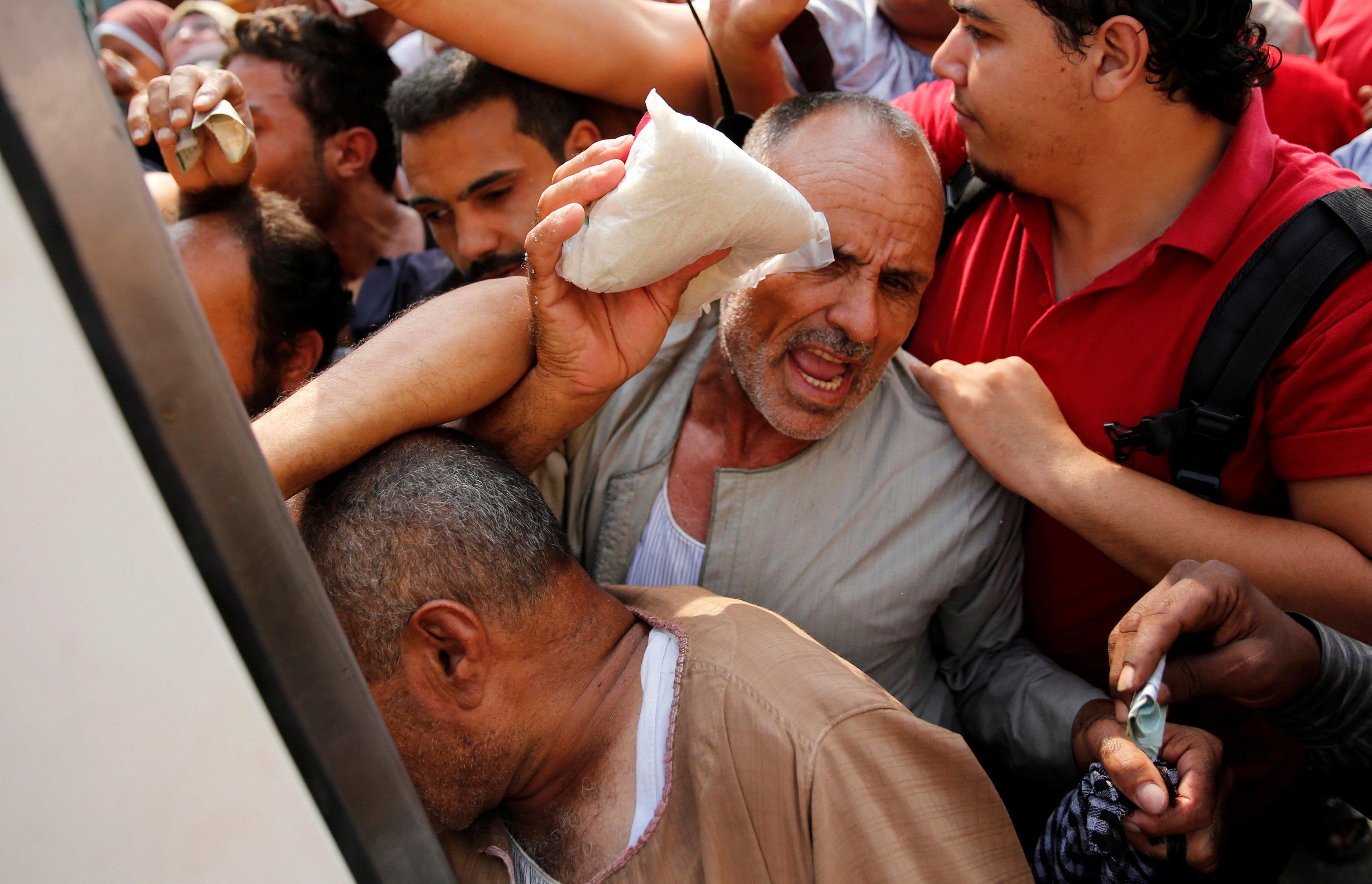 وسم”من أسباب الخراب فمصر” يتصدر تويتر.. ومغردون: “الواسطة خربت البلد”