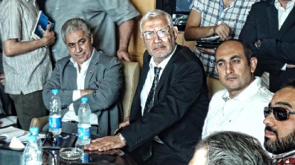 3 متراجعون عن خوض انتخابات الرئاسة والرابع يهدد