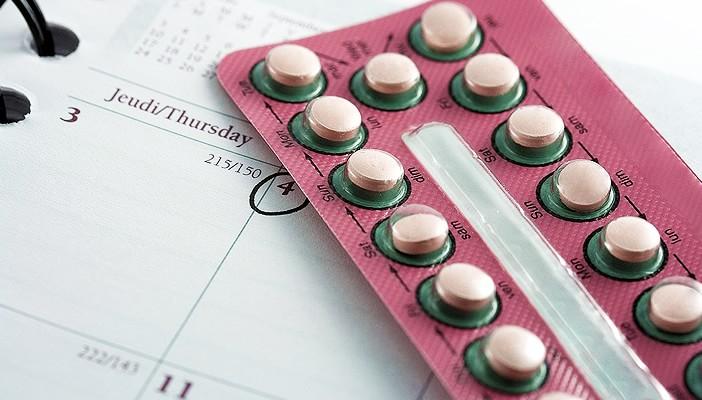 20 أثرًا جانبيًا تدفعكِ لإعادة التفكير بحبوب منع الحمل