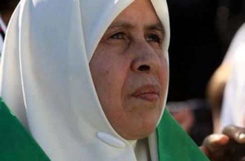 غزة تودع أمها الخنساء