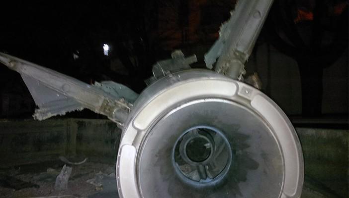 بالفيديو.. النظام السوري يسقط طائرة أمريكية في اللاذقية