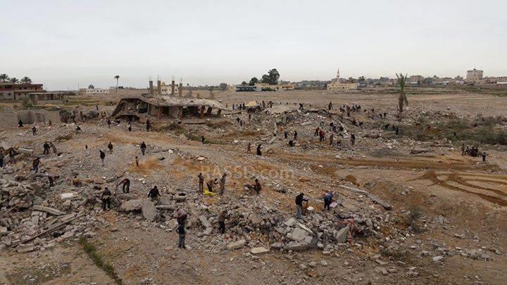 بالصور.. الجيش يفجر 8 منازل غربي رفح