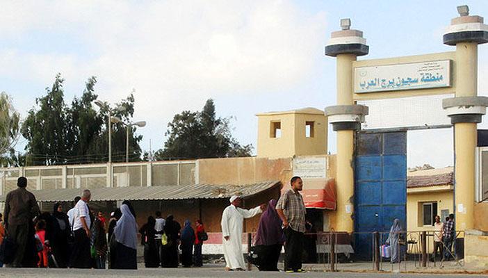 تسمم 10 معتقلين في سجن برج العرب