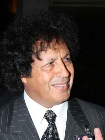 قذاف الدم في قبضة الأمن المصري