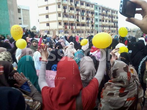 تظاهرة لطالبات “دراسات اسلامية” بكفر الشيخ تنديدا بحكم العسكر