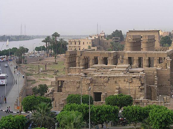 مدير أمن الأقصر ينفي تشكيل لجان شعبية