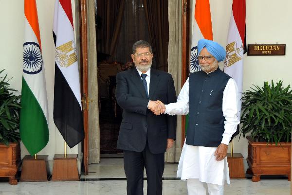 مرسي : المرحلة الانتقالية أوشكت على الانتهاء