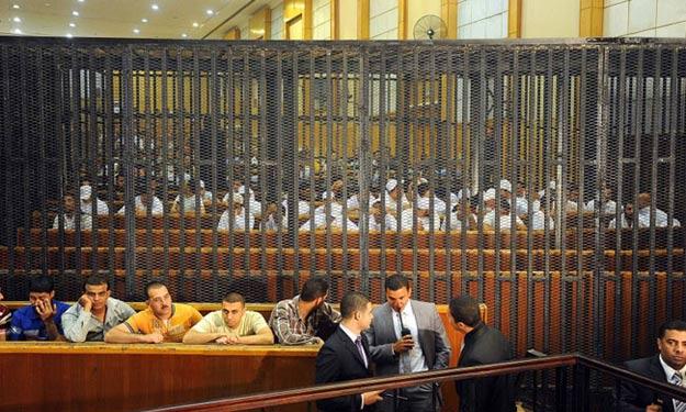 تأجيل قضية قتل المتظاهرين بالسويس لجلسة الخميس المقبل