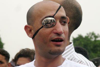 حرارة: السيسي هو مبارك وهو مرسي