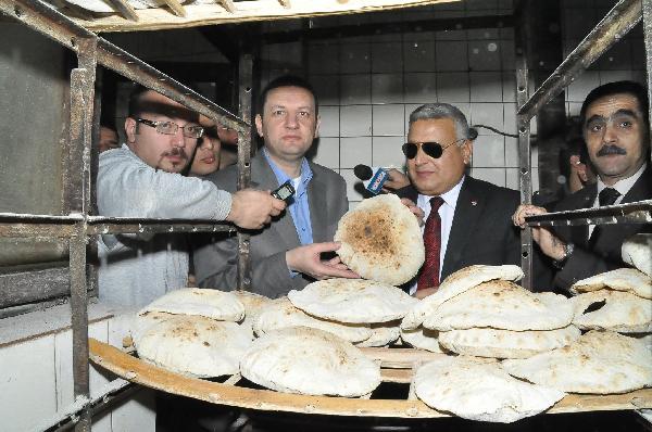 وزير التموين: السلع الأساسية متوفرة ولا صحة لارتفاع الأسعار