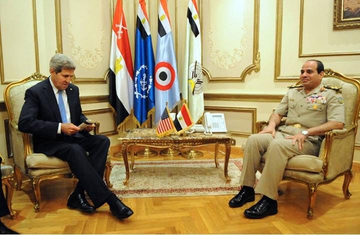 واشنطن بوست: كيري يبحث عن غطاء لدعم السيسي