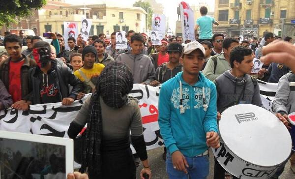 مسيرة الى منزل “جيكا”بمناسبة عيد الأم