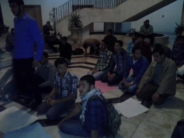 إخوان حلوان يعتصمون حتى اظهار نتيجة تحقيقات الانتهاكات