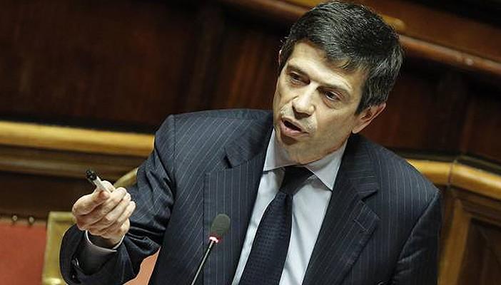 وزير إيطالي يستقيل لحصوله على ساعة هدية