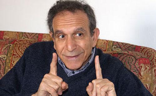 حسام عيسي يستقيل من “الدستور” نهائيا