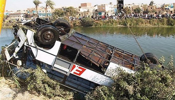 أهالى ضحايا المريوطية يحاولون تكسير أبواب مشرحة زينهم