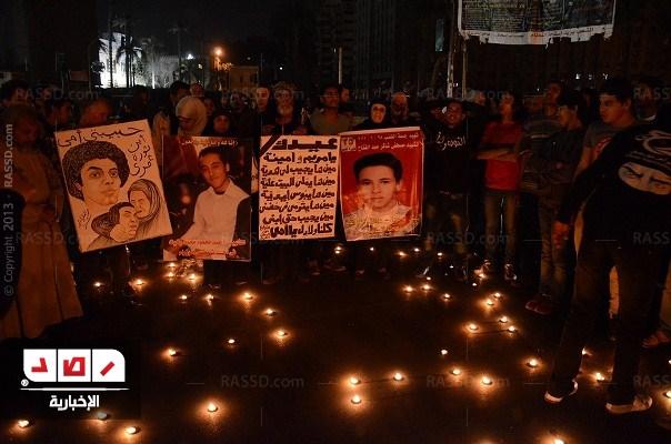 “التراس ثورجى” يحتفلون بأمهات الشهداء فى عيد الأم بالتحرير