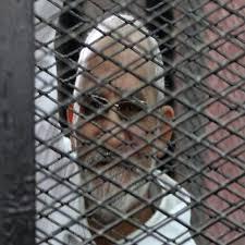 الأمن يمنع دخول الصحفيين إلى محاكمة مرشد الاخوان