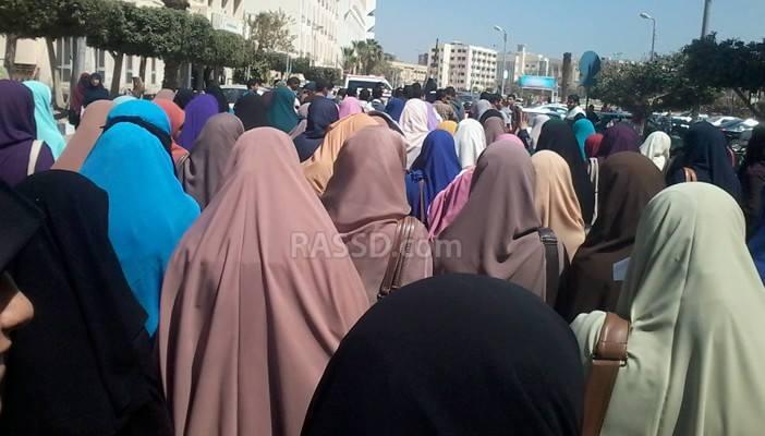 انتفاضة بالجامعات تطالب بإنهاء حكم العسكر