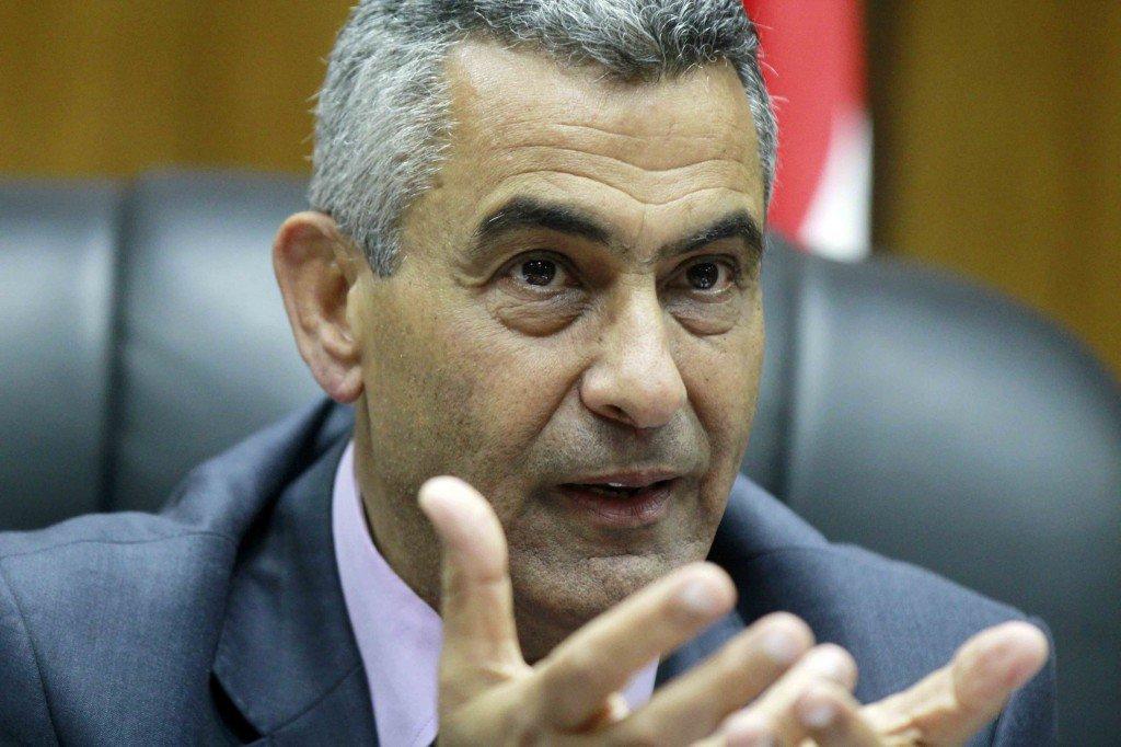 قبيل رحيله عن الوزارة بدقائق.. الجيوشي يقيل رئيس هيئة الطرق والكباري