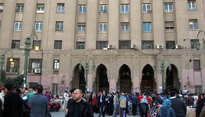 10 أسئلة تهمك في قانون الخدمة المدنية الجديد