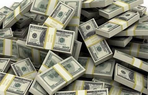 المالية تستعد لعرض الموازنة الجديدة على السيسي بعجز 400 مليار جنيه