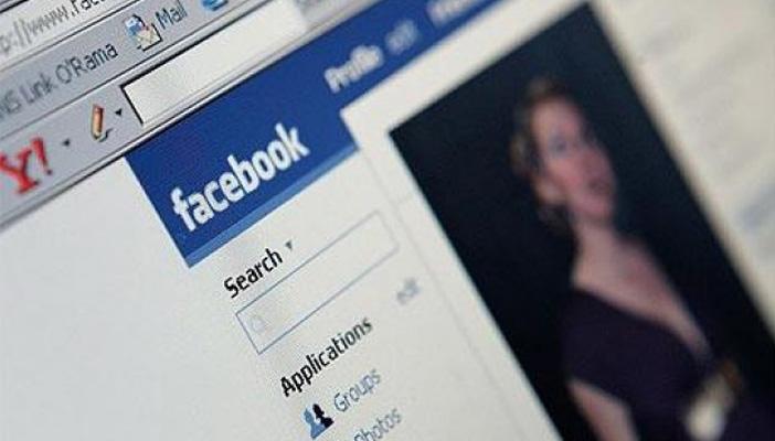 “فيس بوك” يكشف المخترقين عبر تنبيهات ترسل للمستخدم