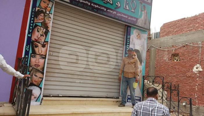 تشميع 36 محلًا بأسيوط.. والأهالي: “عاقبوا المستأجرين وتركوا أصحابها”