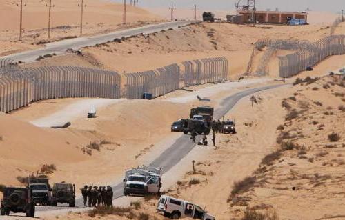 مصدر أمنى ينفي تبادل اطلاق النار مع الصهاينة علي الحدود