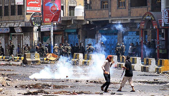 5 قتلى و80 جريحا بتظاهرة ضد الحوثيين في تعز