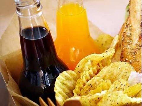 10 أطعمة يجب أن لا تضعها في فمك.. تعرف على المفاجأة