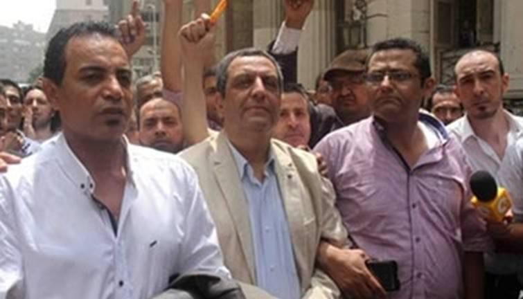 الحبس سنة مع الإيقاف لنقيب الصحفيين السابق وعبد الرحيم والبلشي