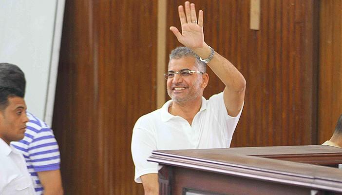 محامي عصام سلطان: إدارة “العقرب” منعت زيارة الأهالي رغم التصاريح